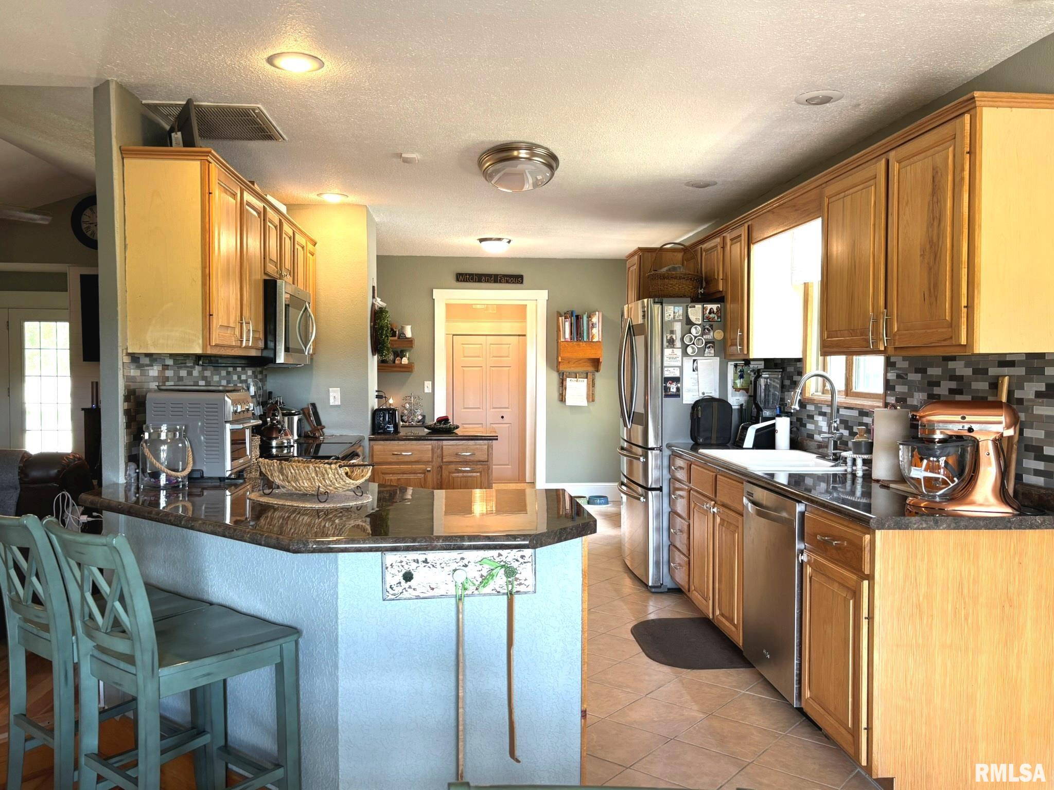 2924 Red Stripe Road Odin, IL 62870 - Photo 11 of 34