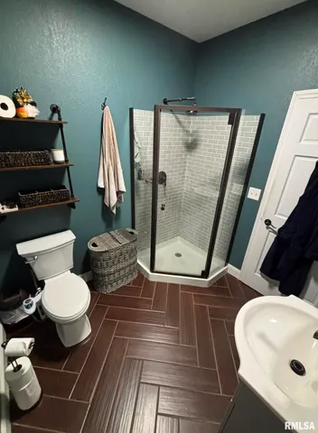 $269,900 | 2924 Red Stripe Road, Odin, IL 62870