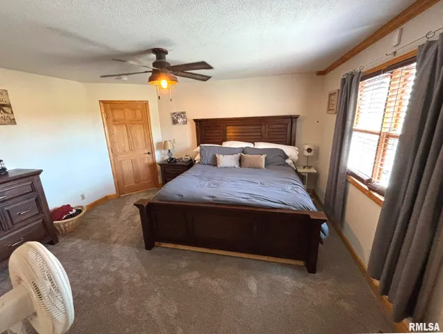 $269,900 | 2924 Red Stripe Road, Odin, IL 62870