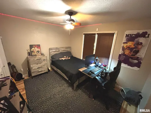 $269,900 | 2924 Red Stripe Road, Odin, IL 62870