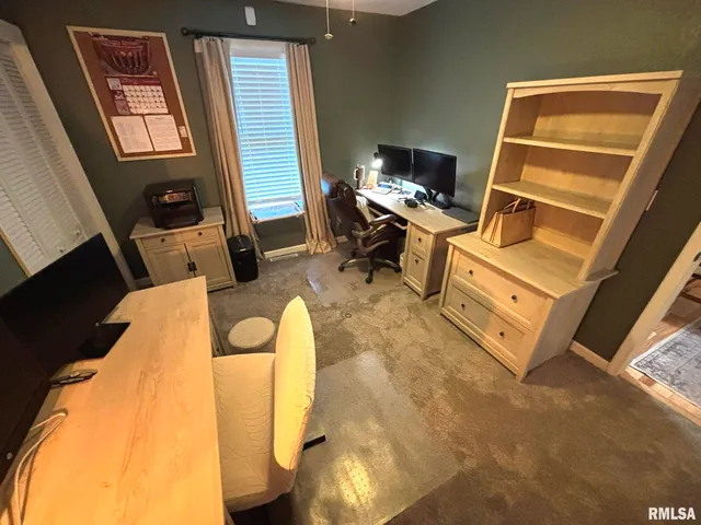 $269,900 | 2924 Red Stripe Road, Odin, IL 62870