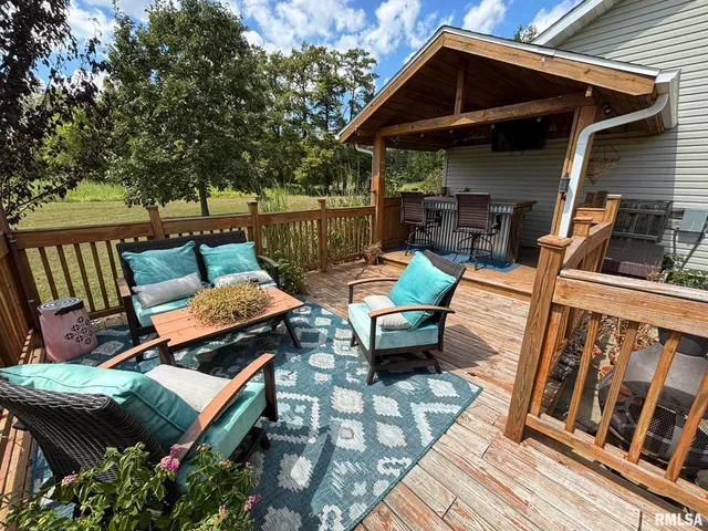 $269,900 | 2924 Red Stripe Road, Odin, IL 62870