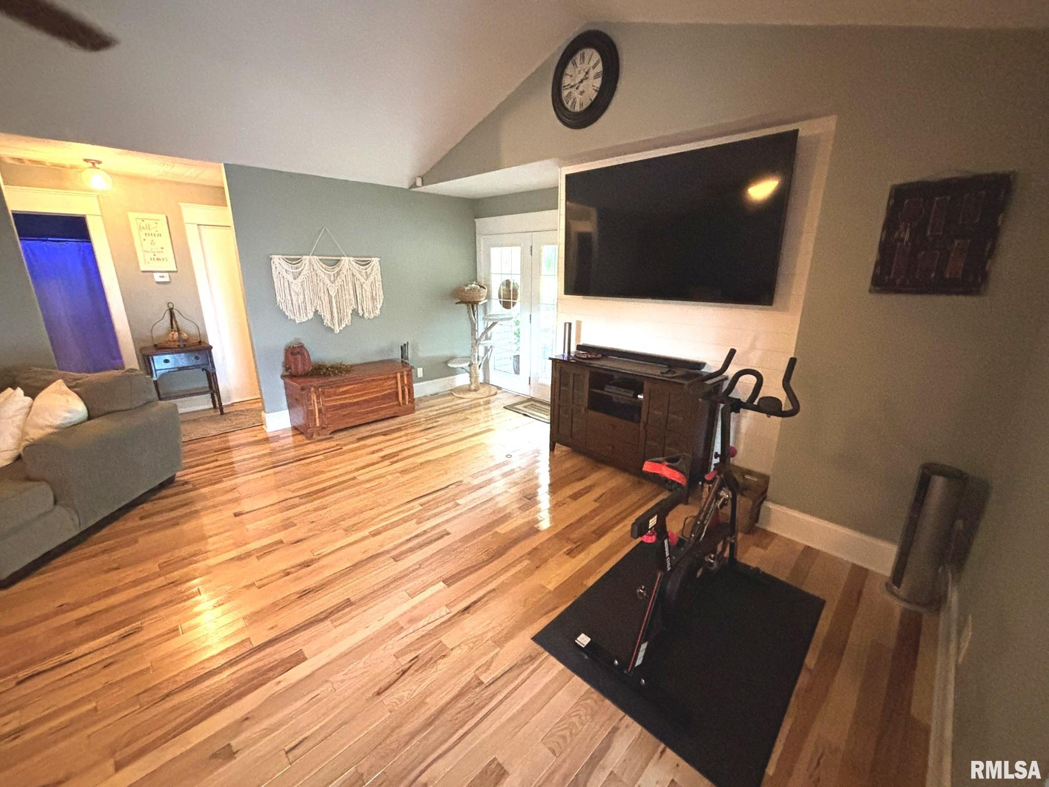 2924 Red Stripe Road Odin, IL 62870 - Photo 5 of 34