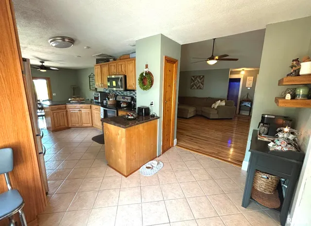 $269,900 | 2924 Red Stripe Road, Odin, IL 62870