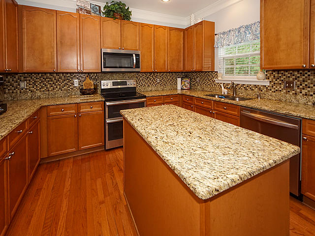 3104 Sonja Way Mount Pleasant, SC 29466 - Photo 15 of 38 14