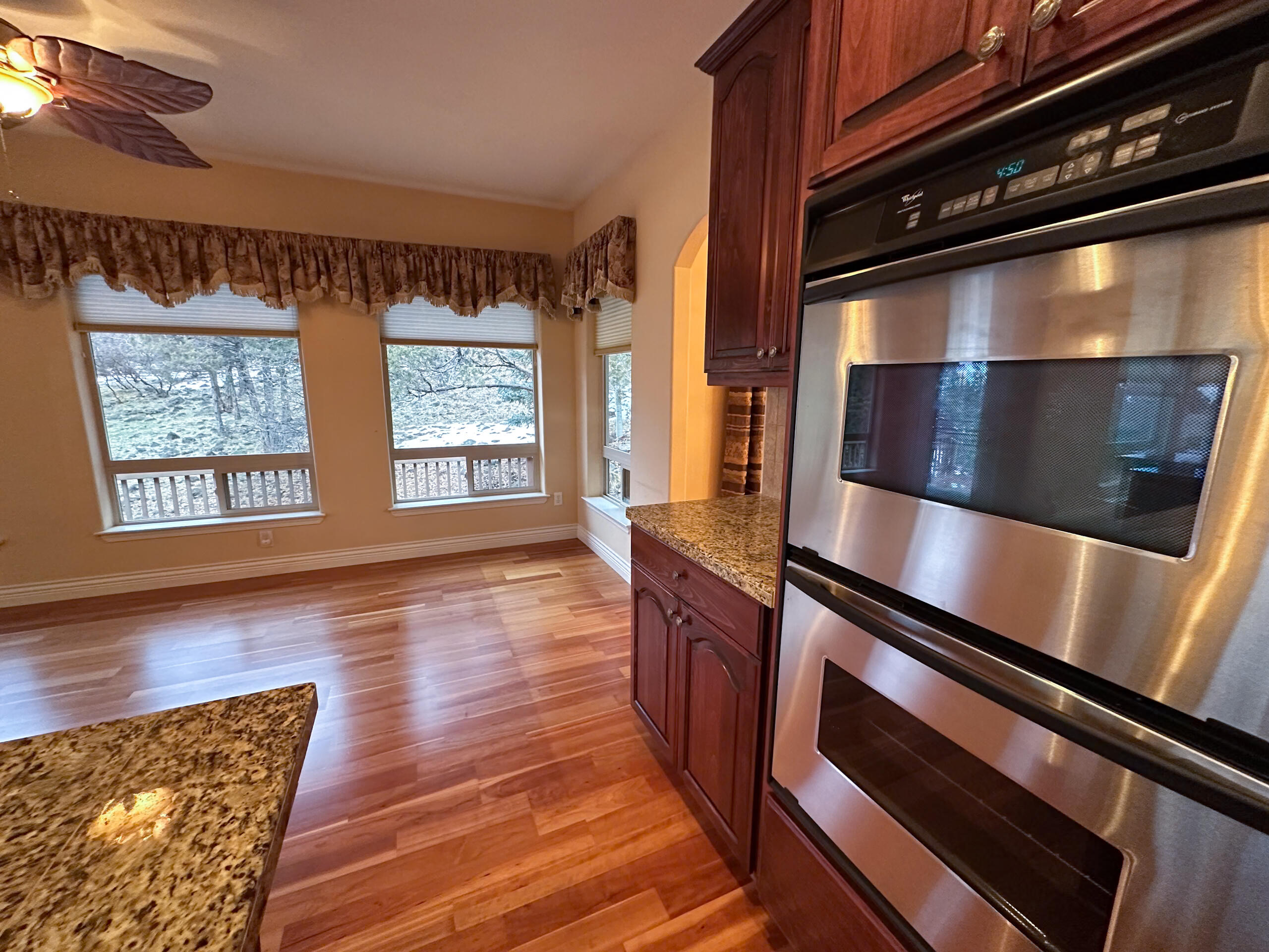 9751 Kestrel Road Klamath Falls, OR 97601 - Photo 23 of 67 IMG_5676