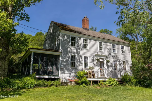 $440,000 | 95 Town Hill Road, Middlefield, MA 01235