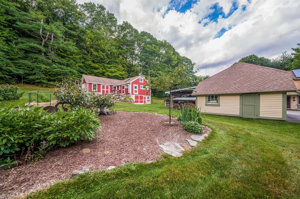 95 Haydenville Road Whately, MA 01039 - Photo 3 of 30