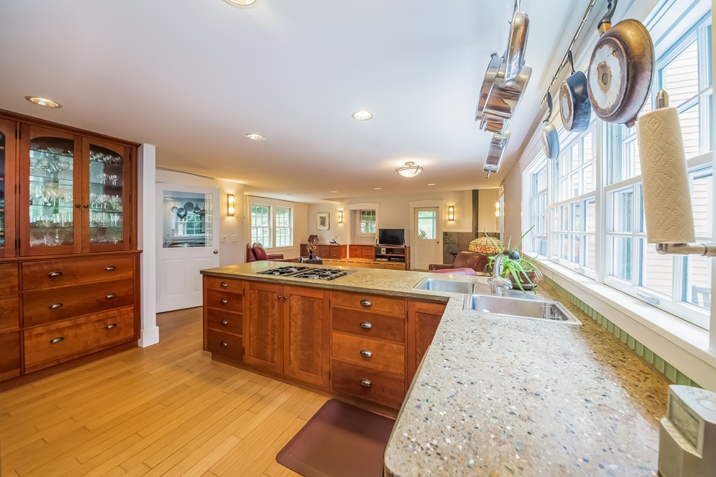 95 Haydenville Road Whately, MA 01039 - Photo 8 of 30