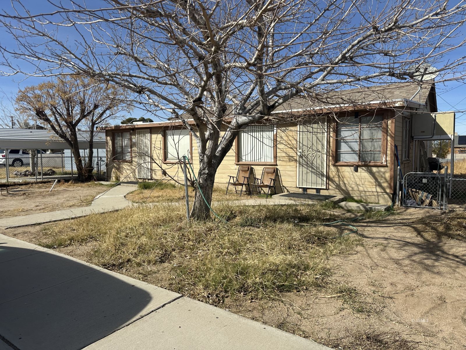 304 Panamint Avenue Ridgecrest, CA 93555 - Photo 2 of 17