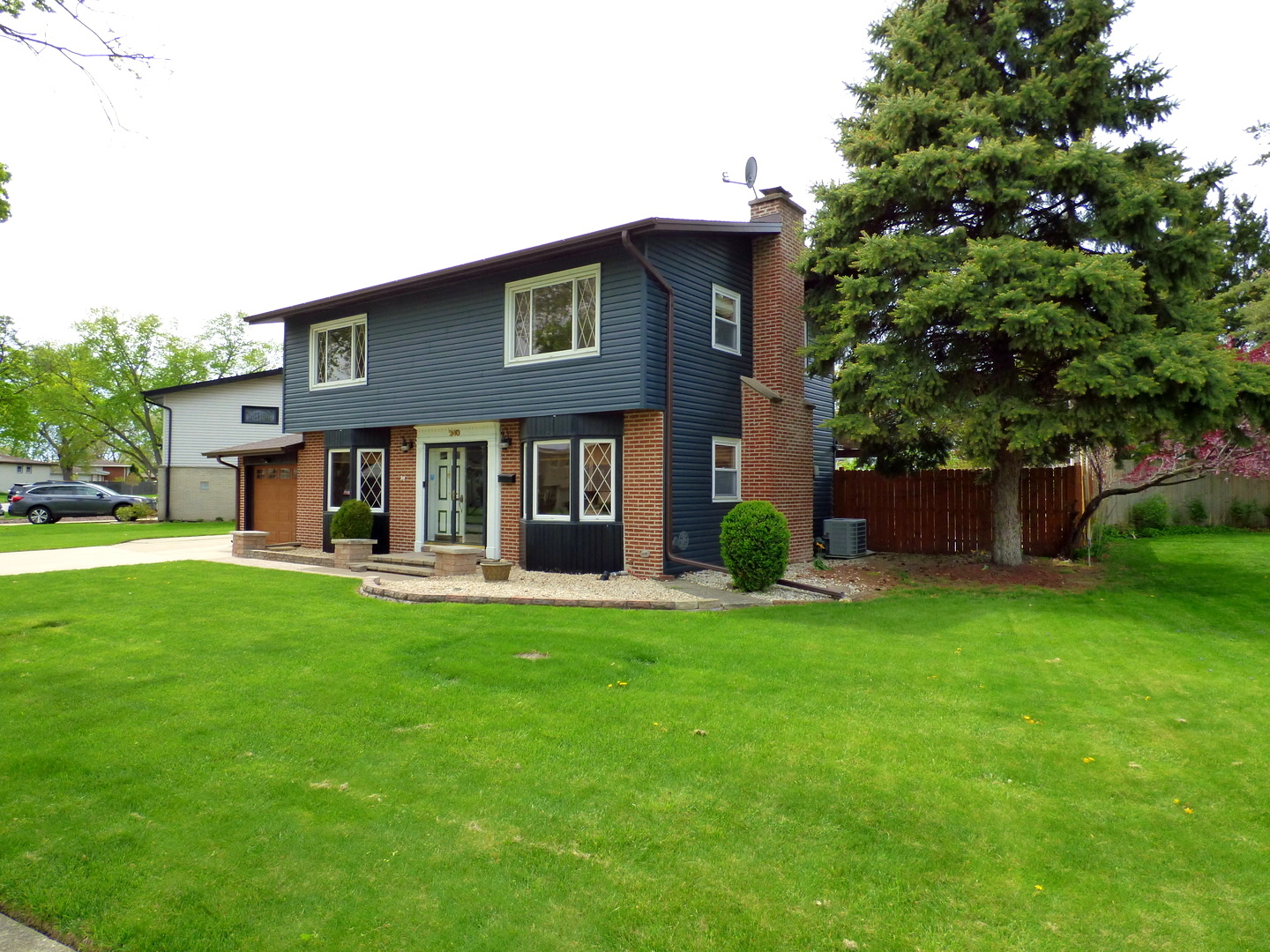 240 Springfield Terrace Des Plaines, IL 60018 - Photo 24 of 25