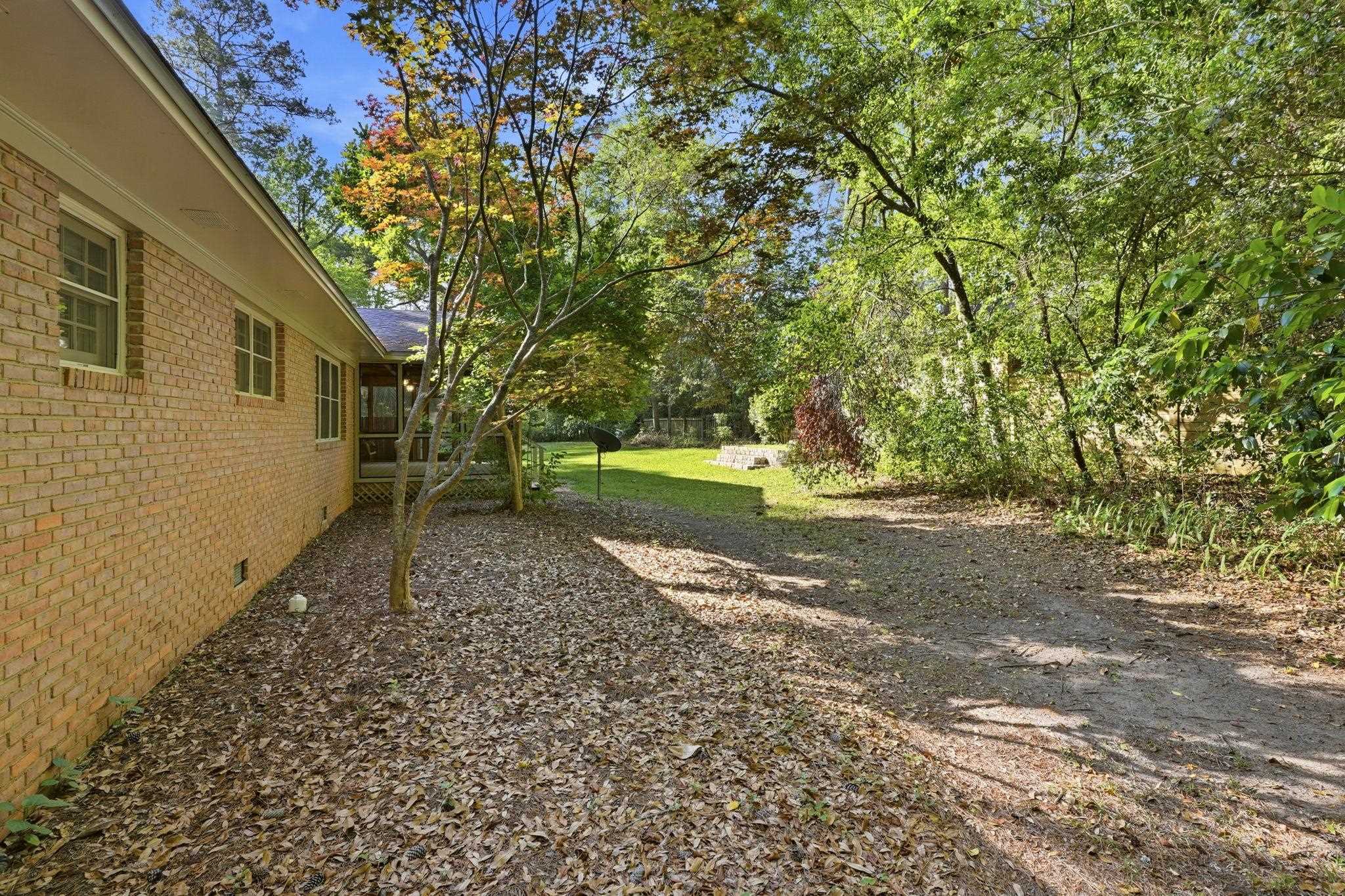 2406 Troland Road Tallahassee, FL 32308 - Photo 12 of 43