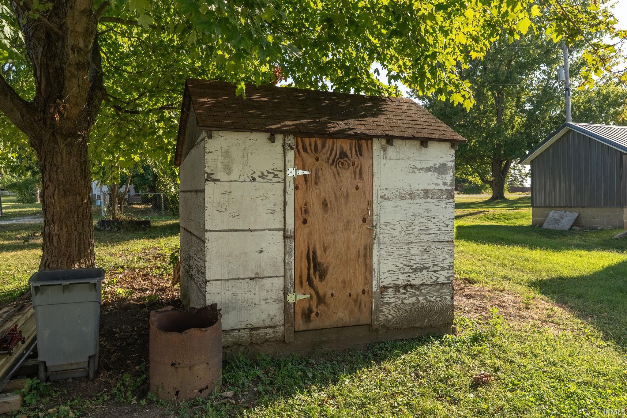 29 Center Street Williamsport, IN 47993 - Photo 23 of 26