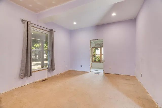 $79,900 | 29 Center Street, Williamsport, IN 47993