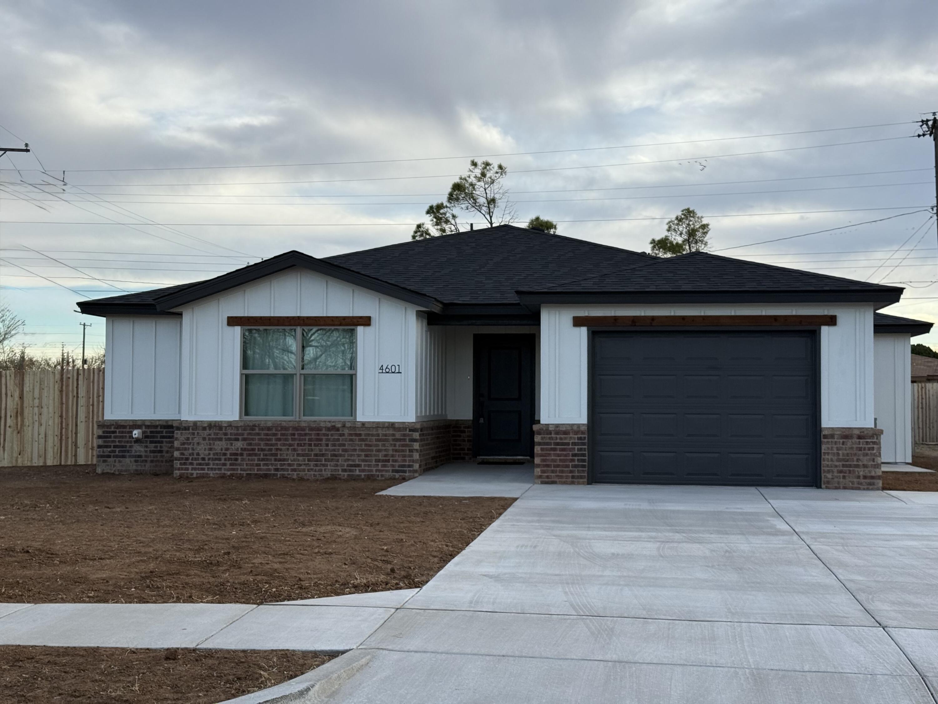 4601 Jarvis Street Lubbock, TX 79416 - Photo 2 of 41 IMG_9364