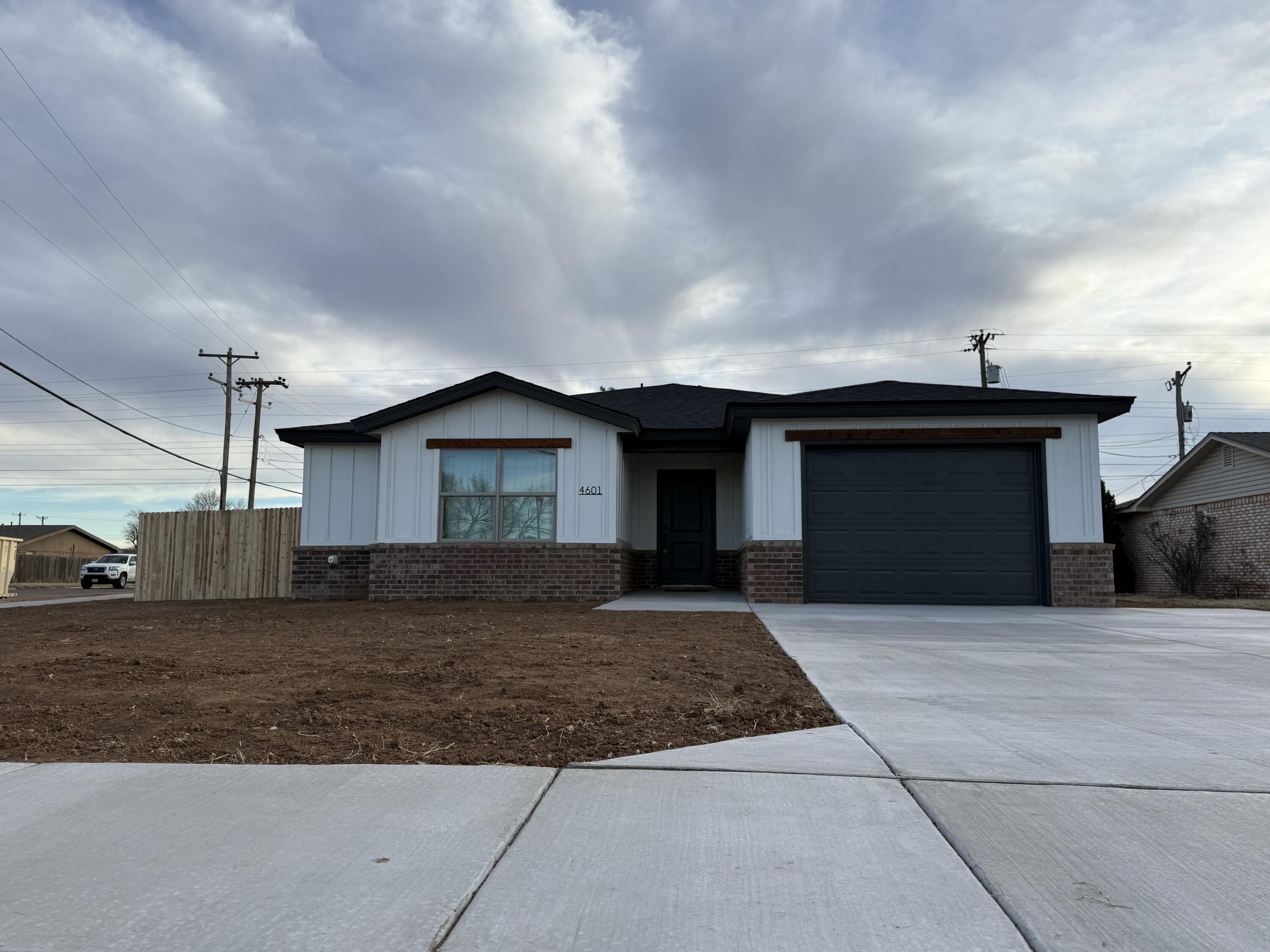 4601 Jarvis Street Lubbock, TX 79416 - Photo 3 of 41 IMG_9368