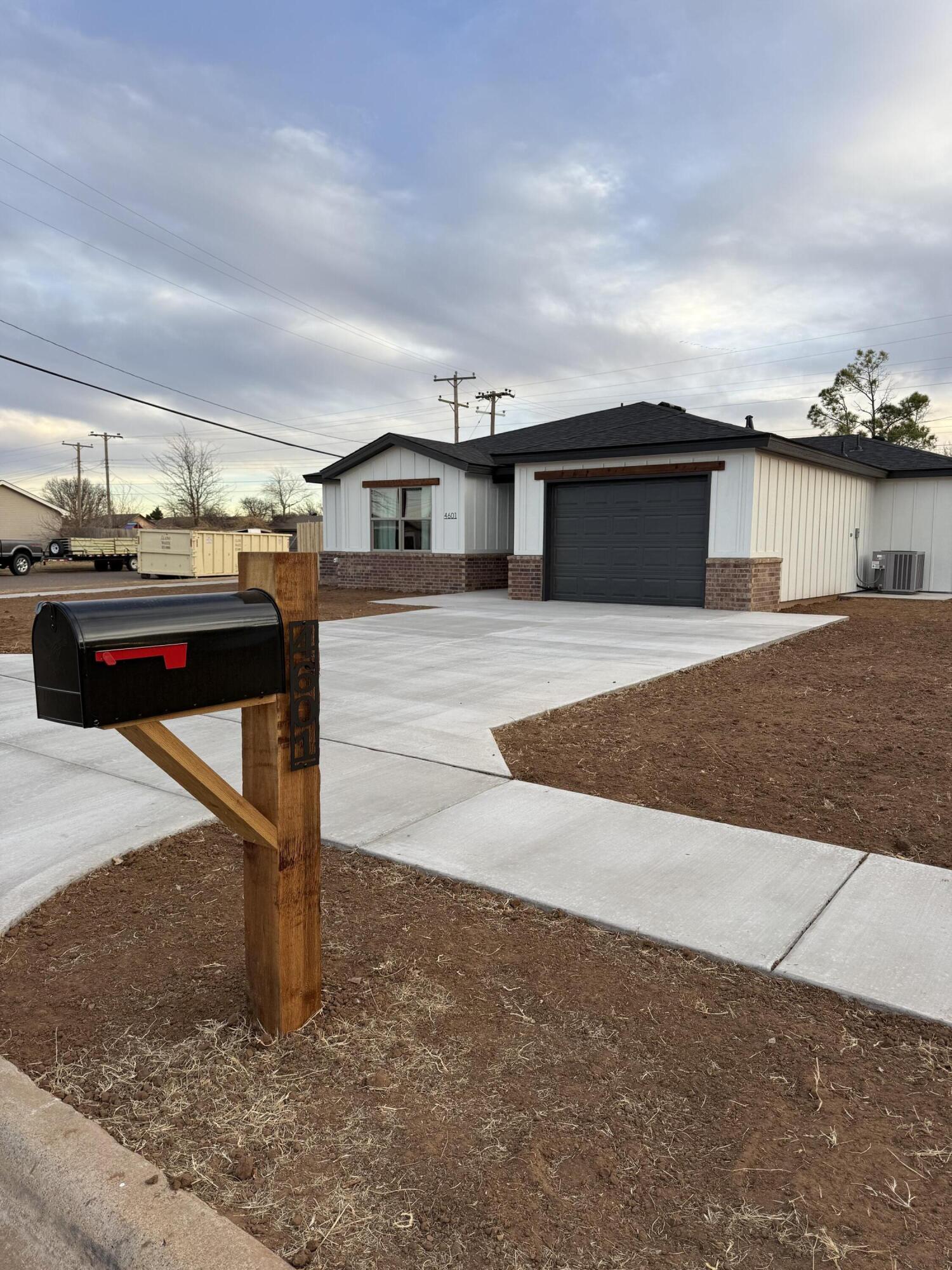 4601 Jarvis Street Lubbock, TX 79416 - Photo 7 of 41 IMG_9438