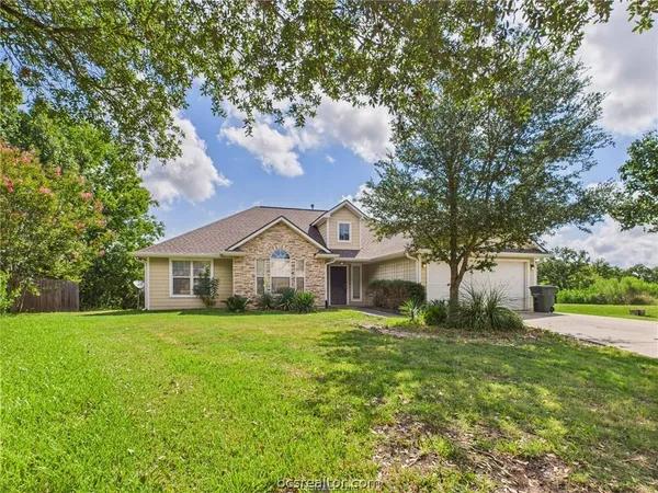 $1,850 | 2701 Darwood Court, Bryan, TX 77807