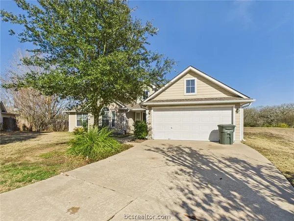 $1,850 | 2701 Darwood Court, Bryan, TX 77807