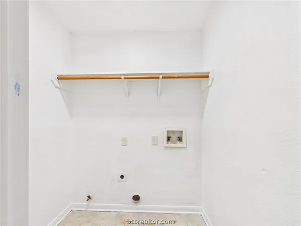 $1,850 | 2701 Darwood Court, Bryan, TX 77807