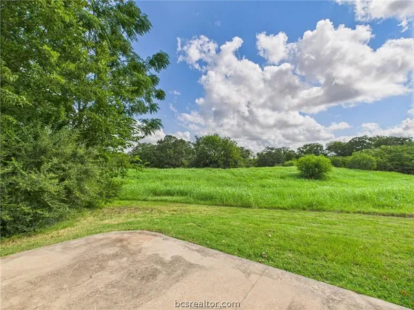 $1,850 | 2701 Darwood Court, Bryan, TX 77807
