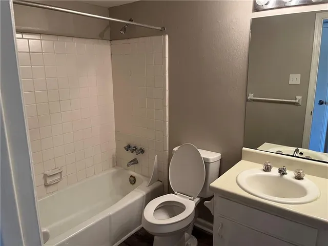 $1,700 | 4037 Georgetown Drive, Metairie, LA 70001