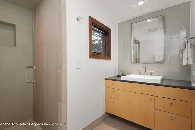 a view of a livingroom with a fireplace