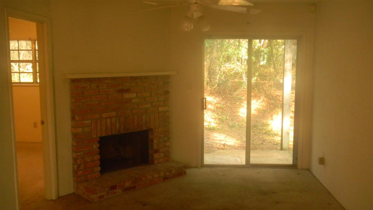 1073 Sutor Road, Unit 2 Tallahassee, FL 32311 - Photo 7 of 8 Gallery Image 7