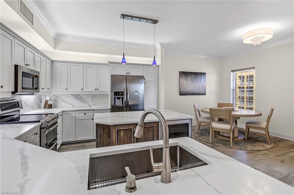 450 Bayfront Place, Unit 4405 Naples, FL 34102 - Photo 4 of 30