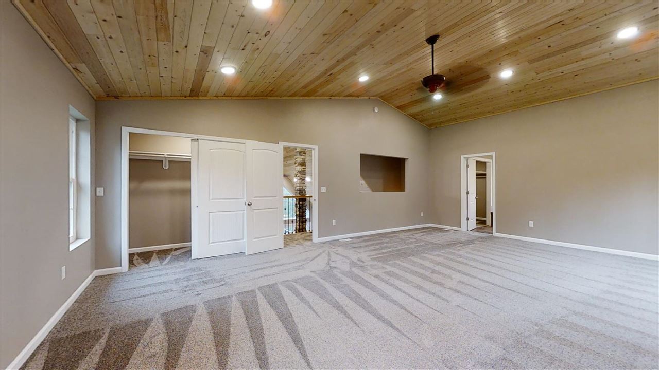 19308 East Elliot Road Mead, WA 99021 - Photo 11 of 20