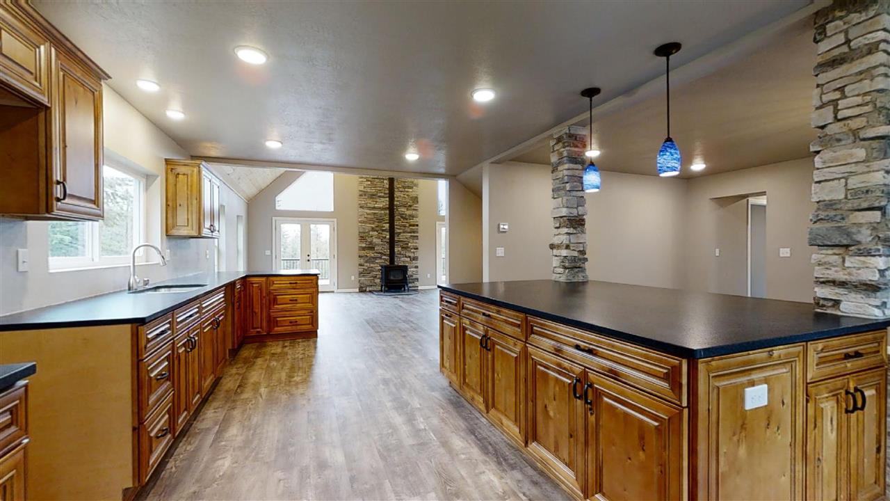 19308 East Elliot Road Mead, WA 99021 - Photo 5 of 20