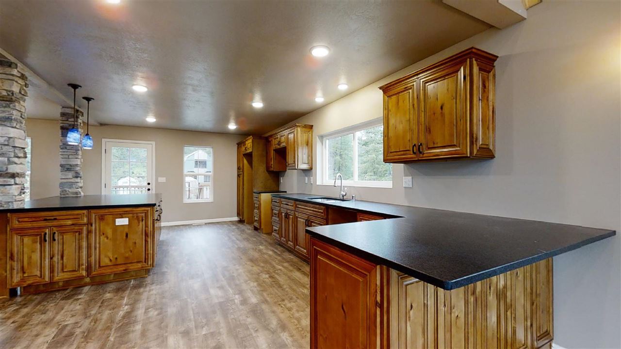 19308 East Elliot Road Mead, WA 99021 - Photo 6 of 20