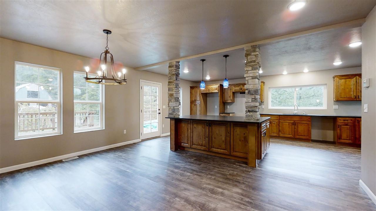 19308 East Elliot Road Mead, WA 99021 - Photo 7 of 20