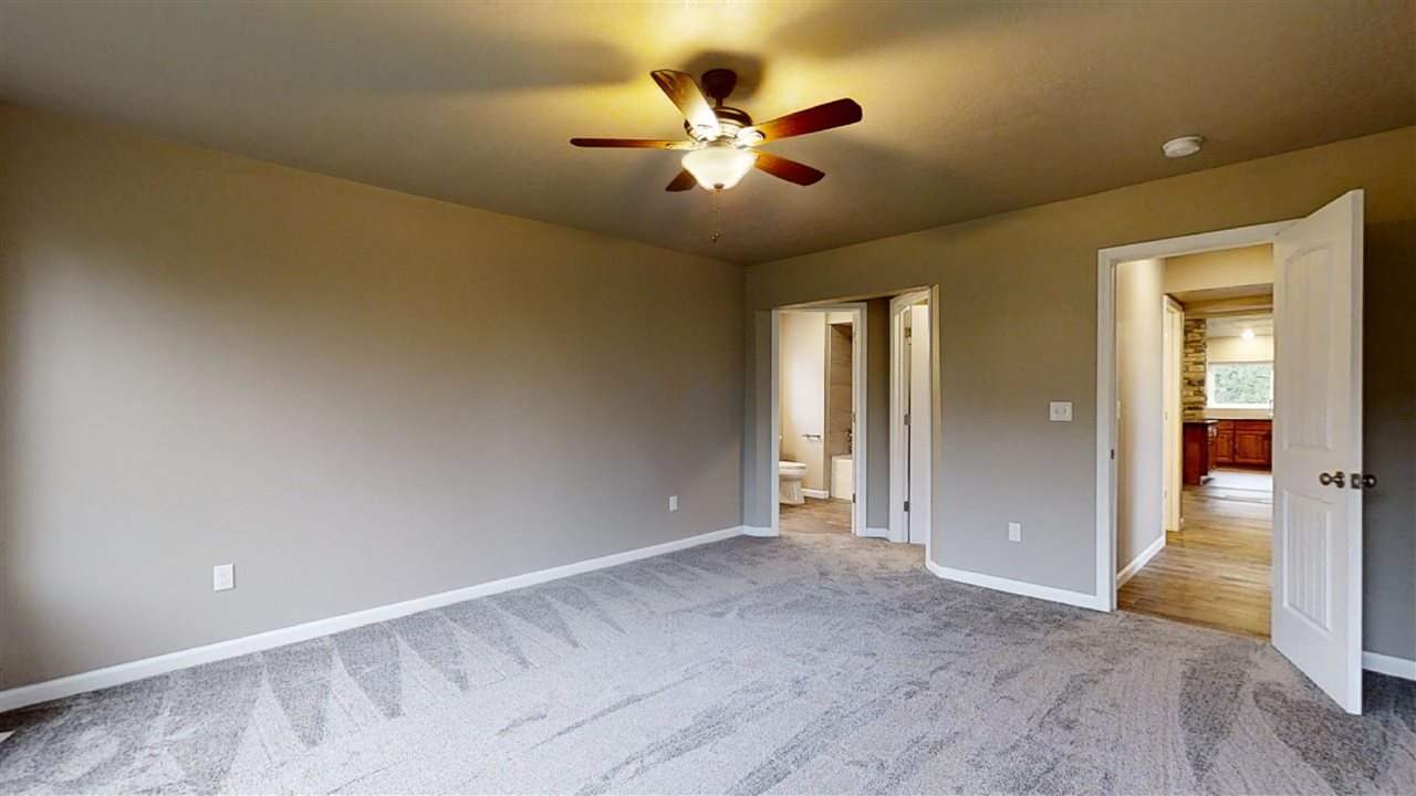 19308 East Elliot Road Mead, WA 99021 - Photo 8 of 20
