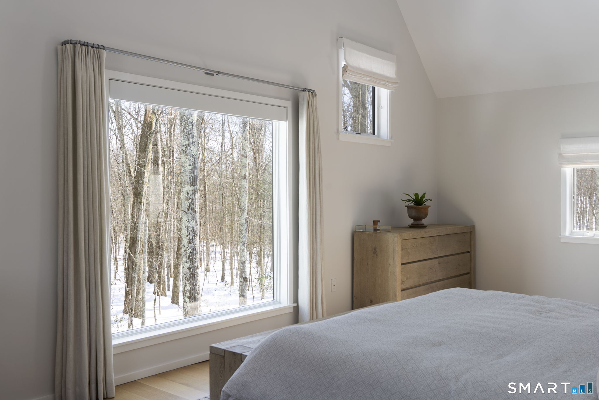 60 Selleck Hill Road Salisbury, CT 06068 - Photo 21 of 32 a bedroom with a bed and a window