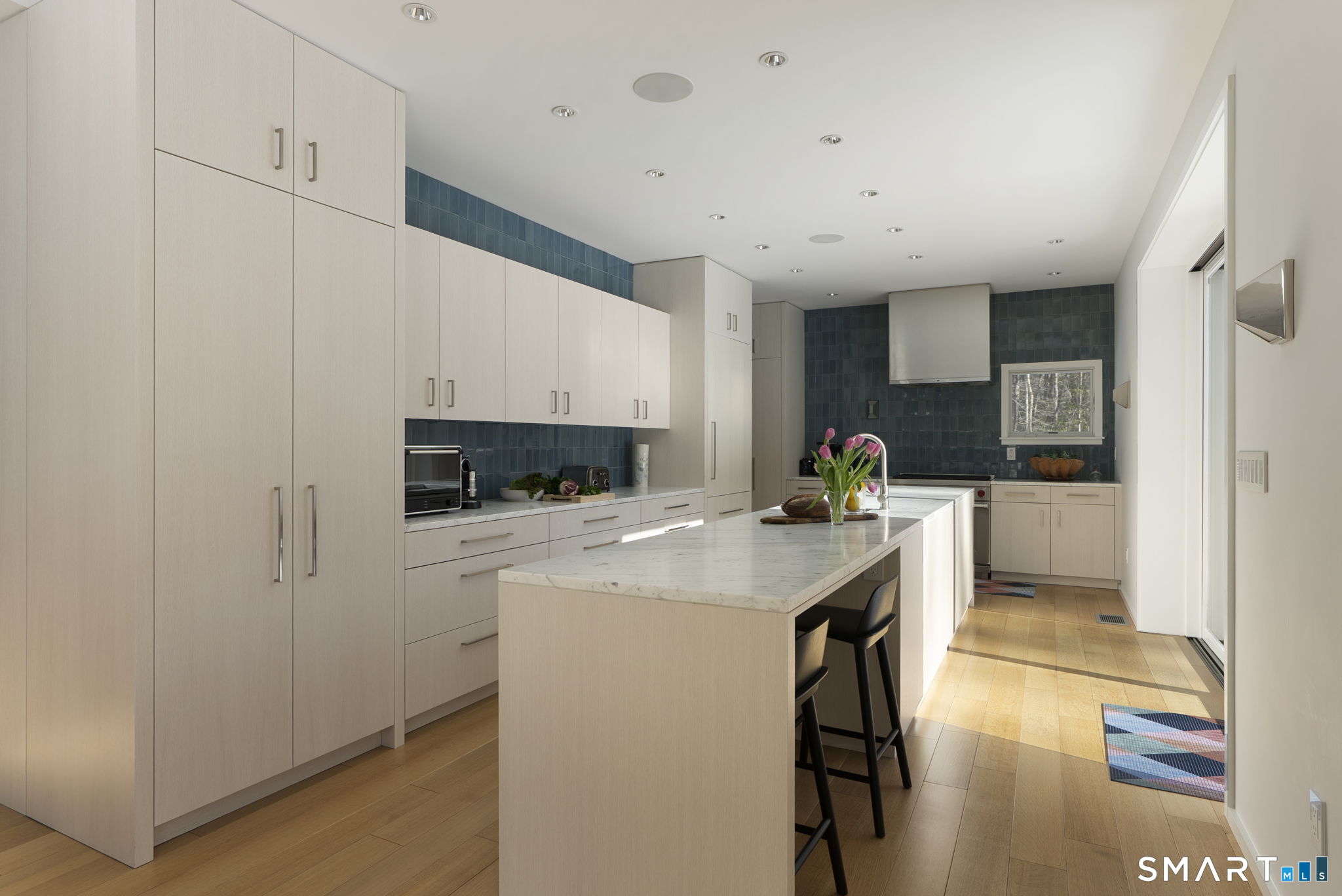 60 Selleck Hill Road Salisbury, CT 06068 - Photo 9 of 32 a kitchen with a sink a stove and a refrigerator
