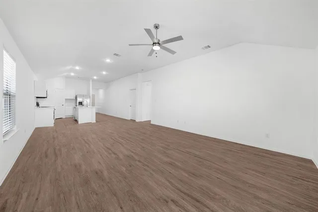 $1,999 | 232 Woodlands Boulevard, Terrell, TX 75160