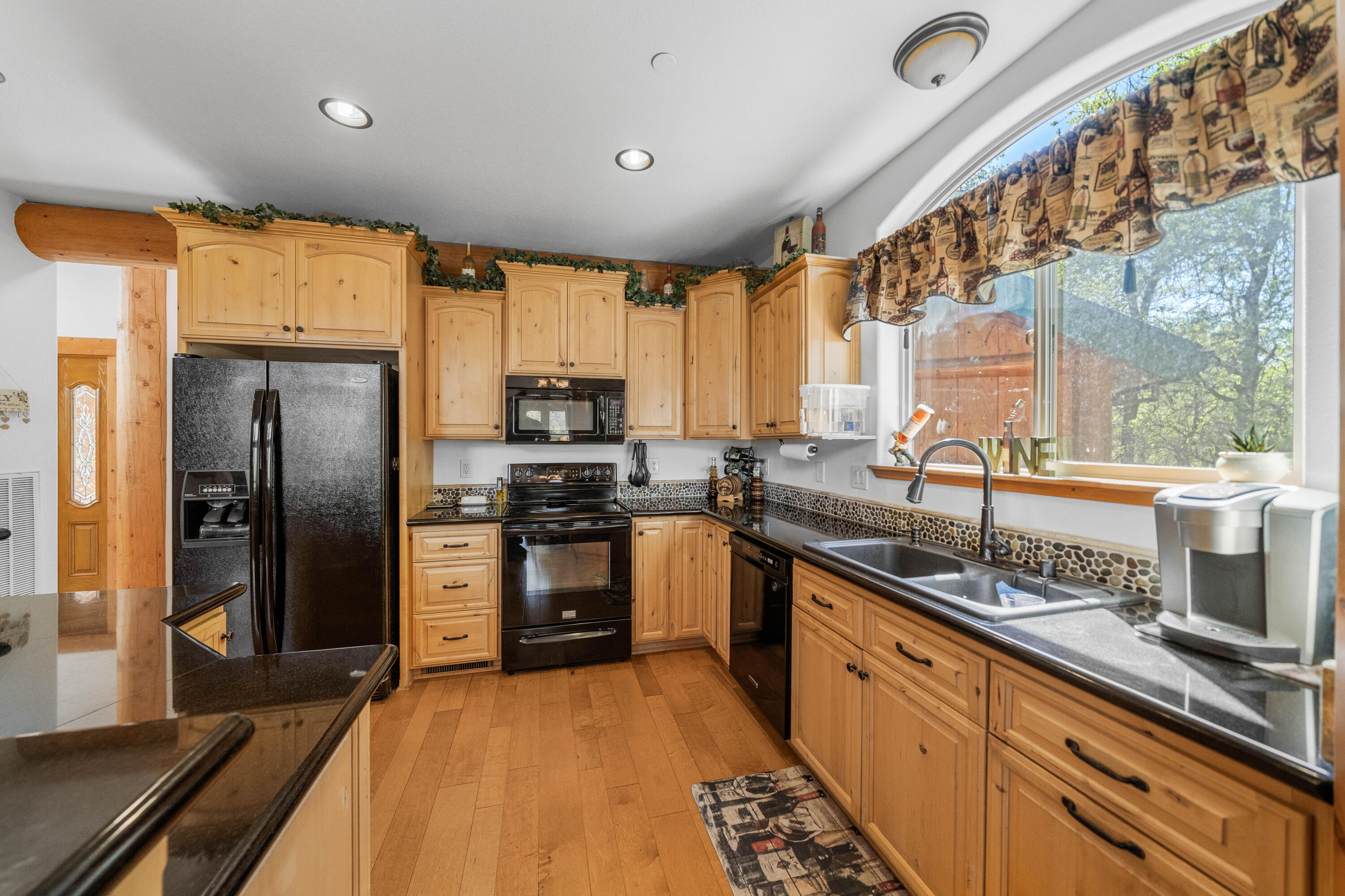 15920 El Camino Robles Road Redding, CA 96001 - Photo 17 of 48 IMG-133