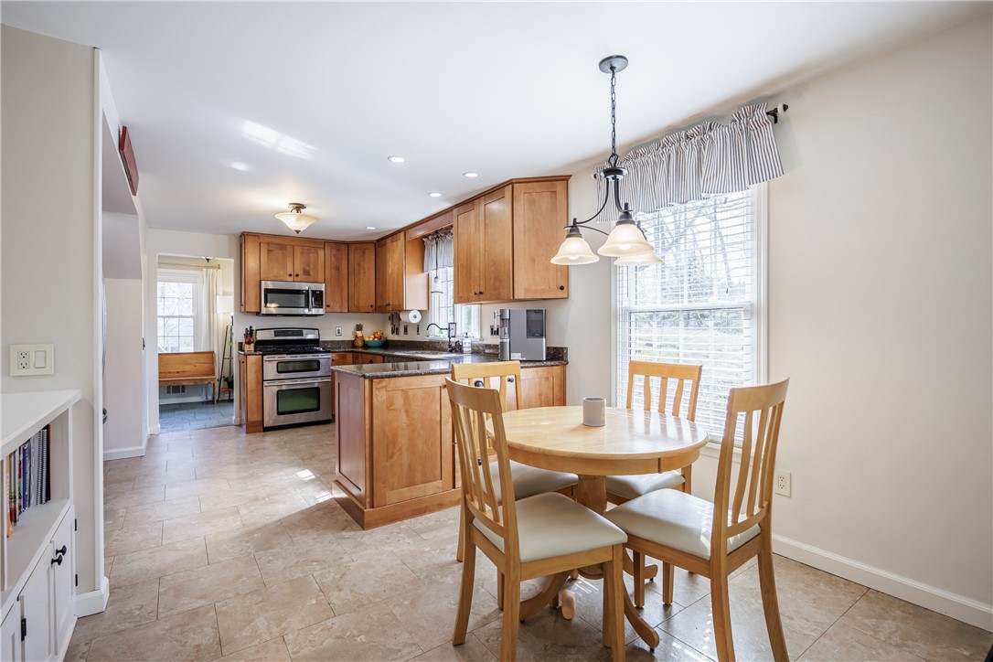 16 Alleyns Rise Perinton, NY 14450 - Photo 11 of 39