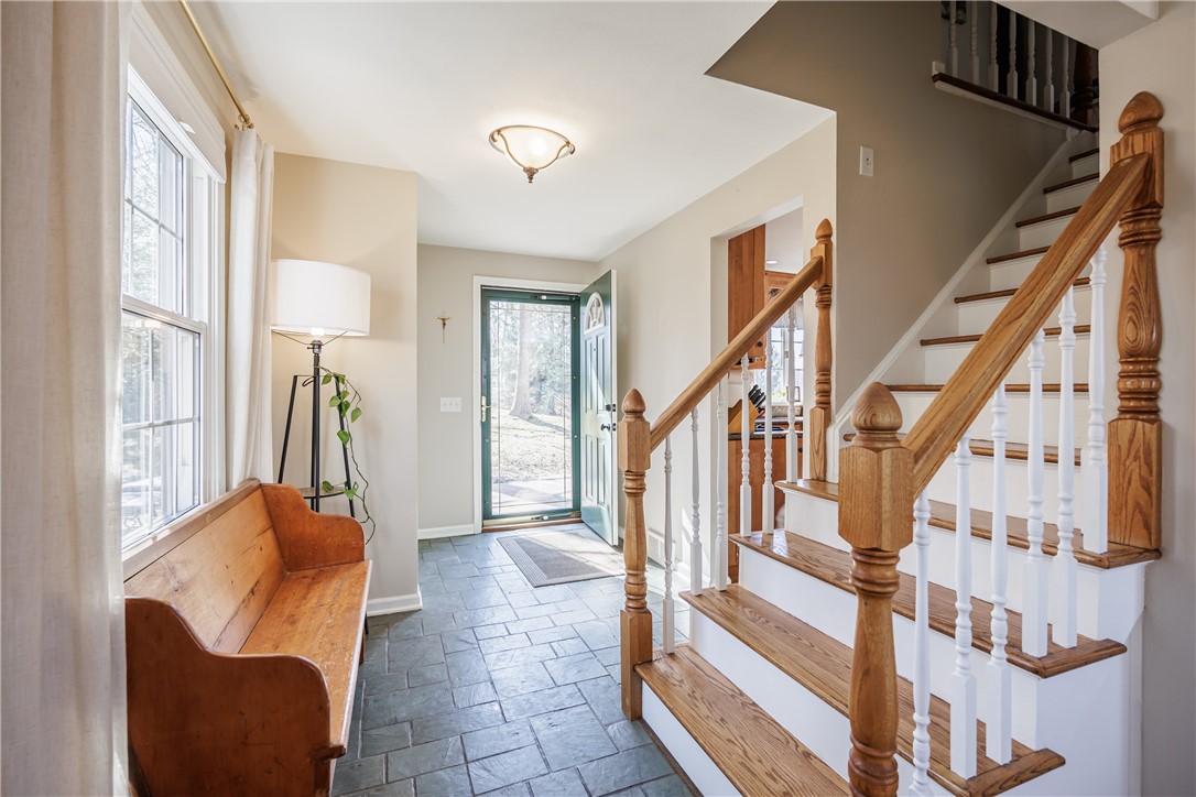 16 Alleyns Rise Perinton, NY 14450 - Photo 4 of 39