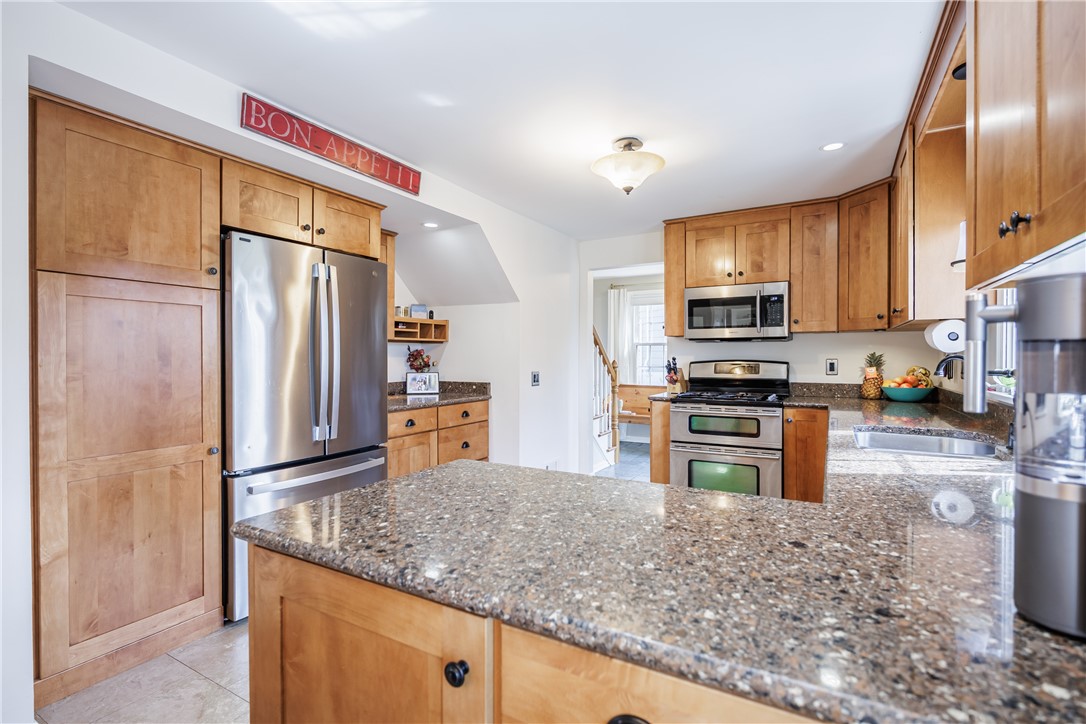 16 Alleyns Rise Perinton, NY 14450 - Photo 8 of 39