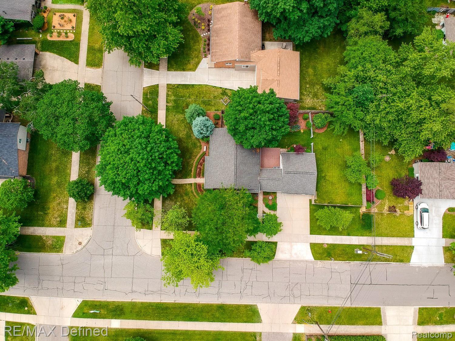 228 North Hill Circle Rochester, MI 48307 - Photo 39 of 43 228 N Hill Cir (26).jpg