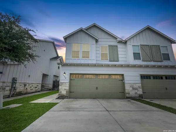 $252,000 | 256 Sapphire Drive, Unit 502, New Braunfels, TX 78130