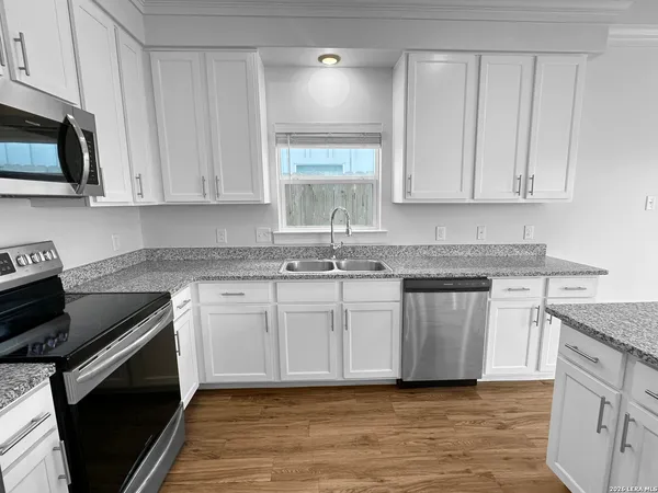 $252,000 | 256 Sapphire Drive, Unit 502, New Braunfels, TX 78130