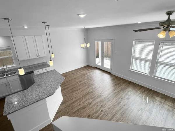 $252,000 | 256 Sapphire Drive, Unit 502, New Braunfels, TX 78130