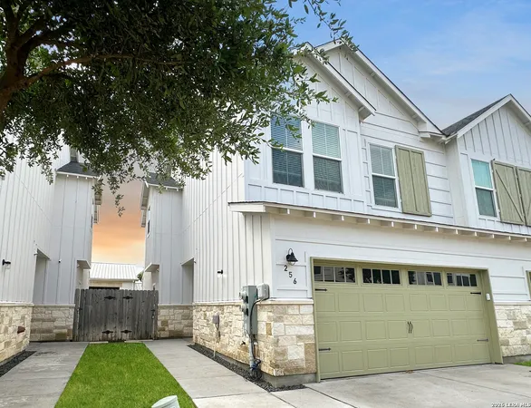 $252,000 | 256 Sapphire Drive, Unit 502, New Braunfels, TX 78130