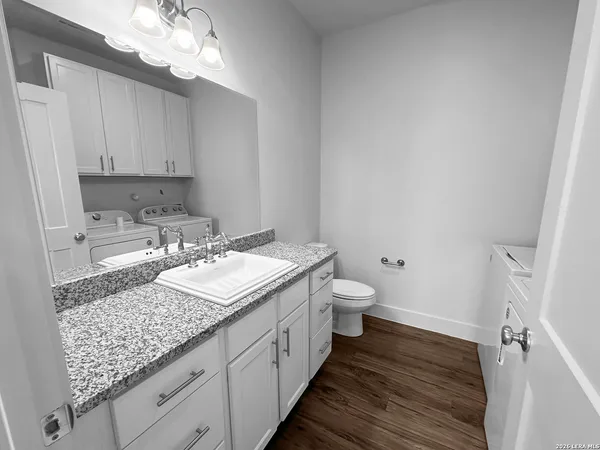 $252,000 | 256 Sapphire Drive, Unit 502, New Braunfels, TX 78130