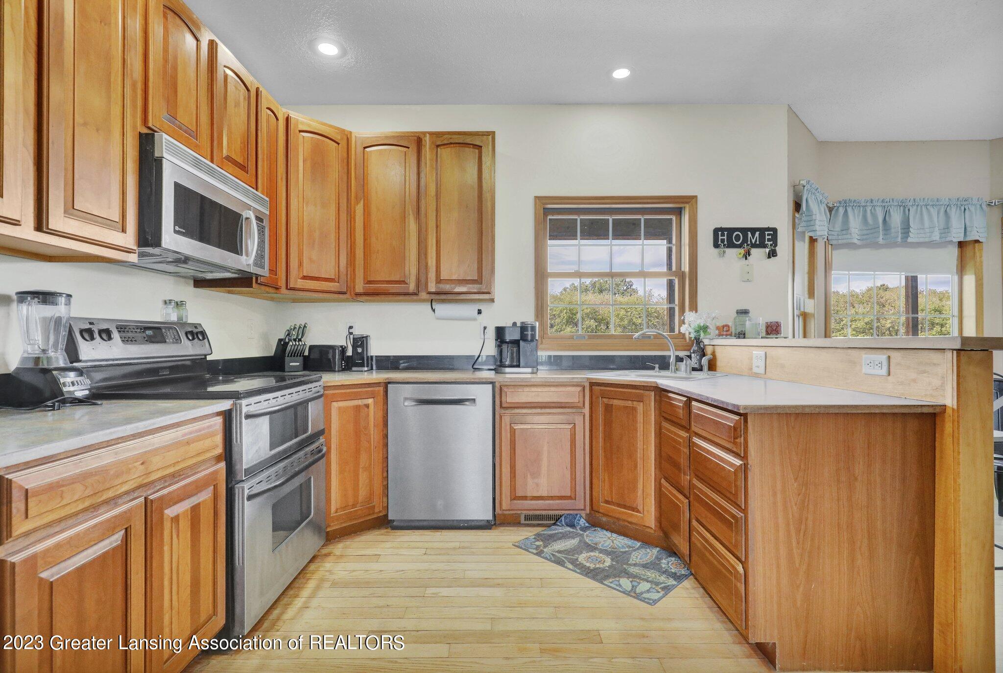 2614 South Edgar Road Mason, MI 48854 - Photo 14 of 53 Kitchen