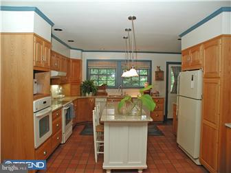 150 Glenwood Road Haddonfield, NJ 08033 - Photo 6 of 12