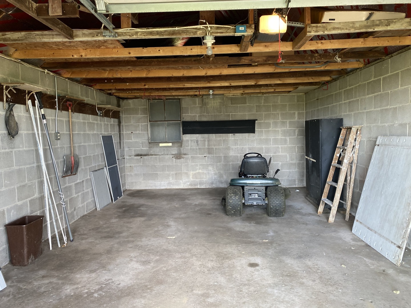 18240 Hurd Road Prophetstown, IL 61277 - Photo 15 of 18 a utility room with a washer and dryer